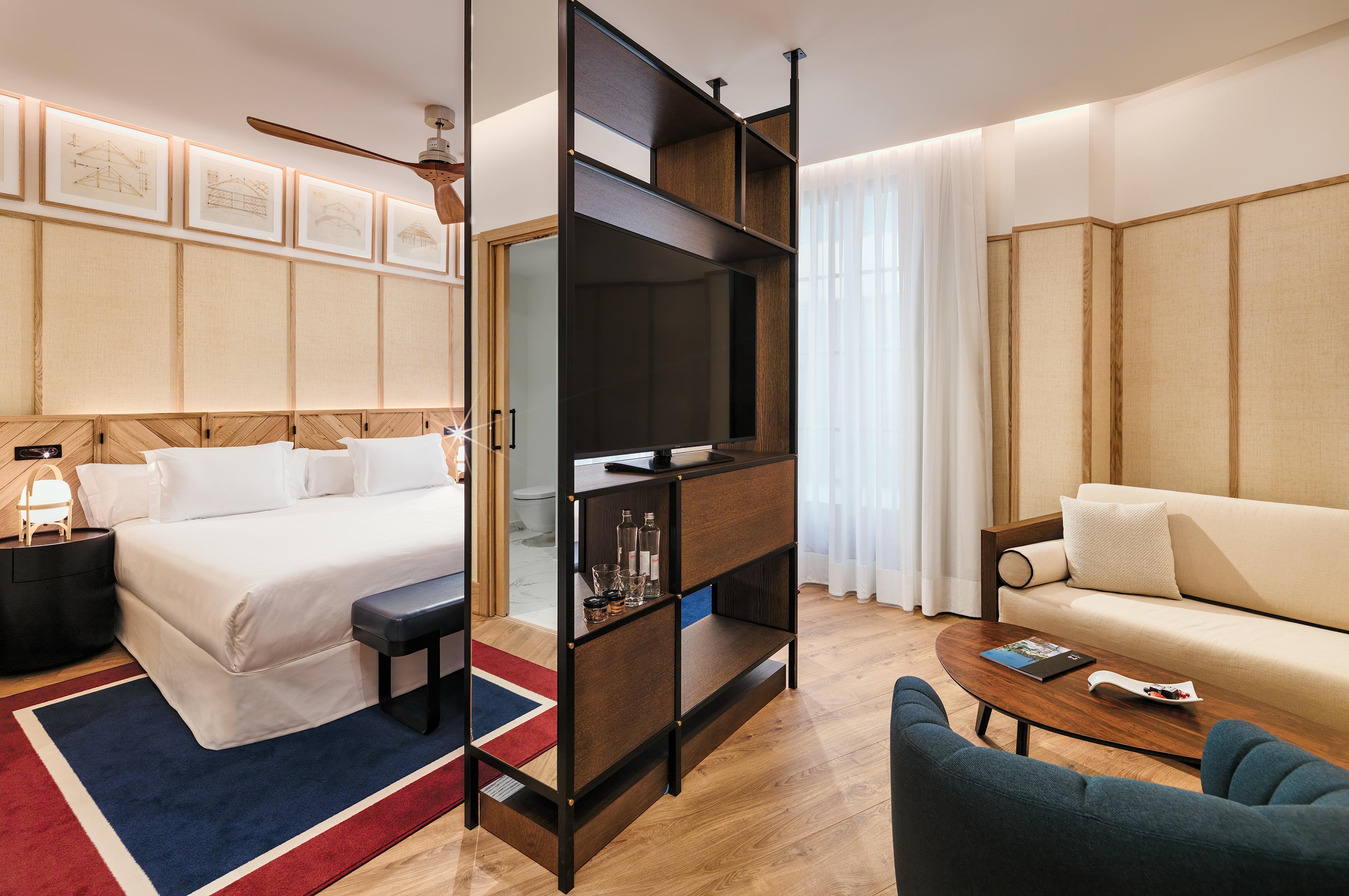 H10 Madison Hotel Barcelona Exterior photo