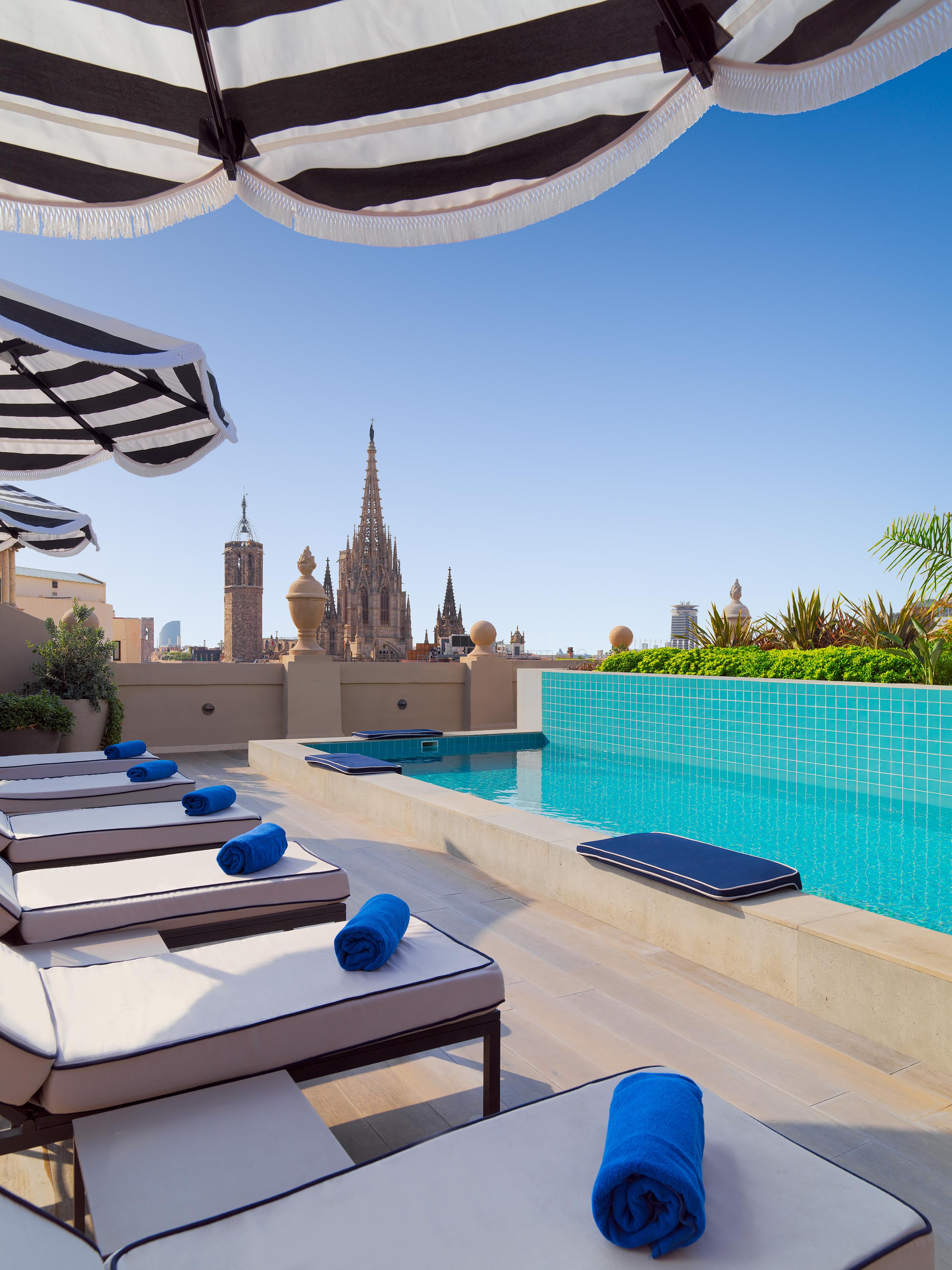 H10 Madison Hotel Barcelona Exterior photo